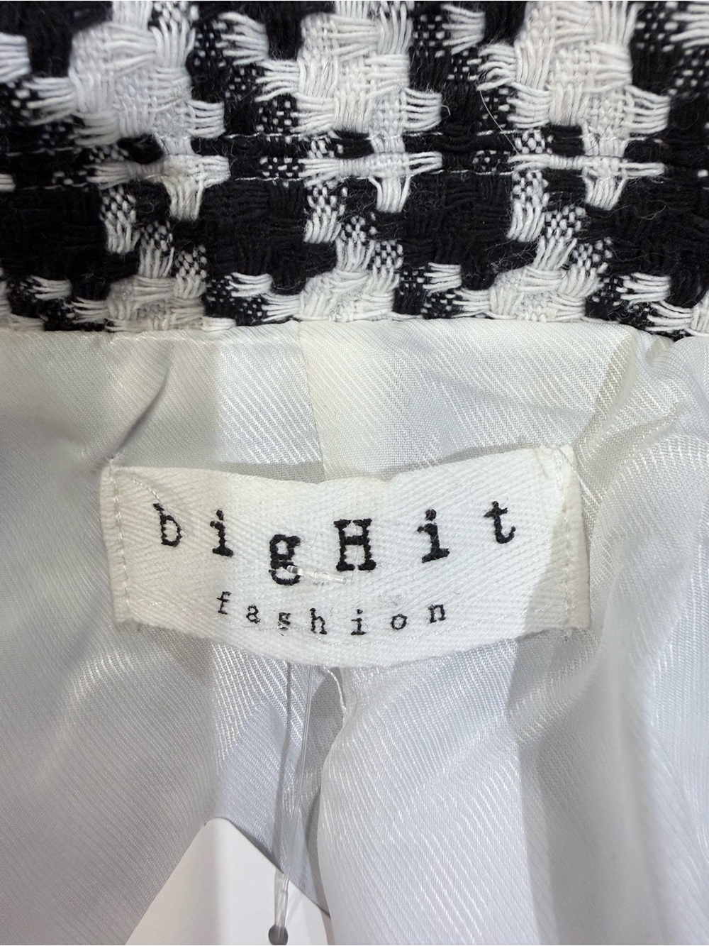 Big Hit Black & White Houndstooth Double-Breasted Women's Blazer - Picture 3 of 3